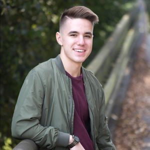 Meet your Posher, Nick